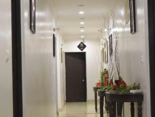 21 Milestone Hotel & Resort Yeni Delhi Dış mekan fotoğraf